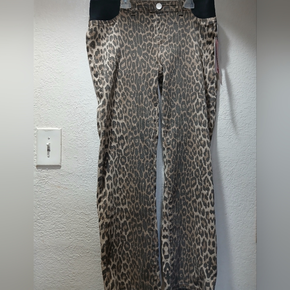 Haute mama nwot  maternity  sizes  L Leopard Print Leggings